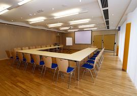 Großer Seminarraum mit 80m² für bis zu 60 Personen